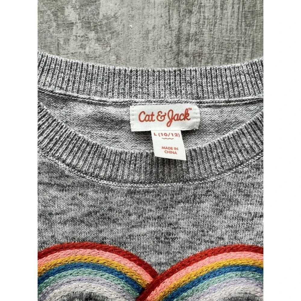 Girls Heather Gray Lightweight Knit Sweater Embroidered Rainbow Heart L 10-12